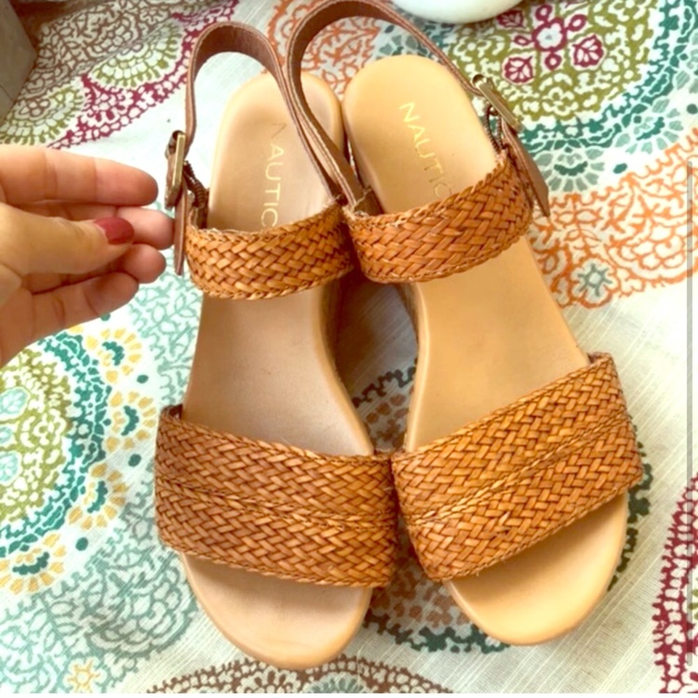 Sandal heels